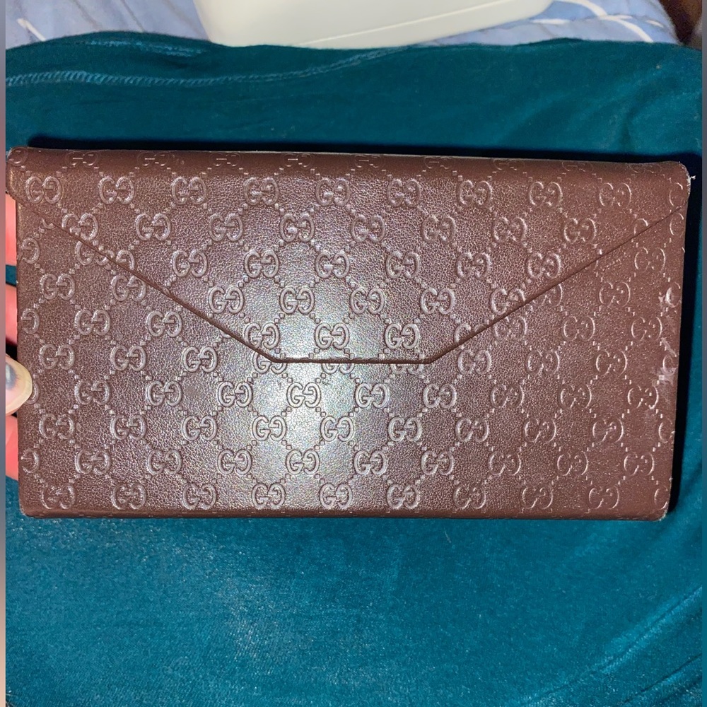 Gucci glasses case